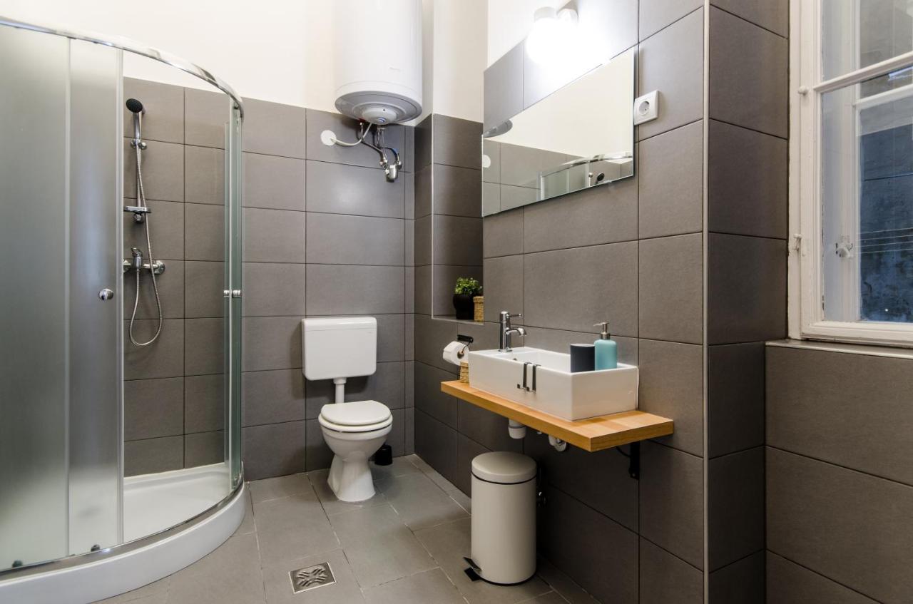 Spacious 3 In Downtown * Budapesta